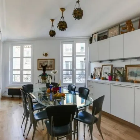 Guestready - Stylish And Spacious Flat - Champs-elysees Paris