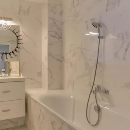 Apartment Guestready - Stylish And Spacious Flat - Champs-elysees *