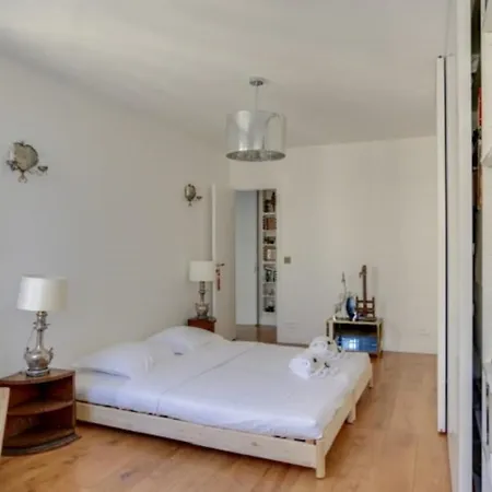 Guestready - Stylish And Spacious Flat - Champs-elysees * Paris
